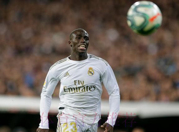 马卡-门迪恢复正常训练 战马竞有望直接重回首发